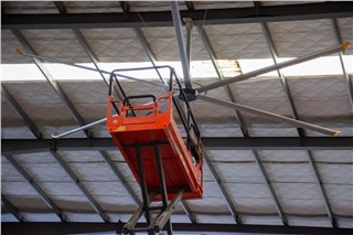 朝陽(yáng)集團(tuán) | 情系員工，清涼度酷暑